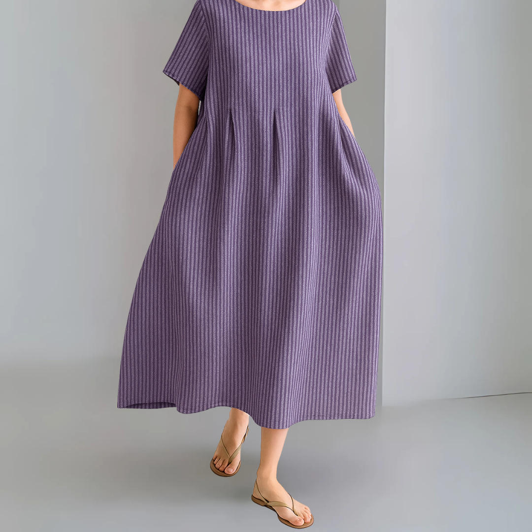 Bianca | Tyylikäs lyhythihainen mekko